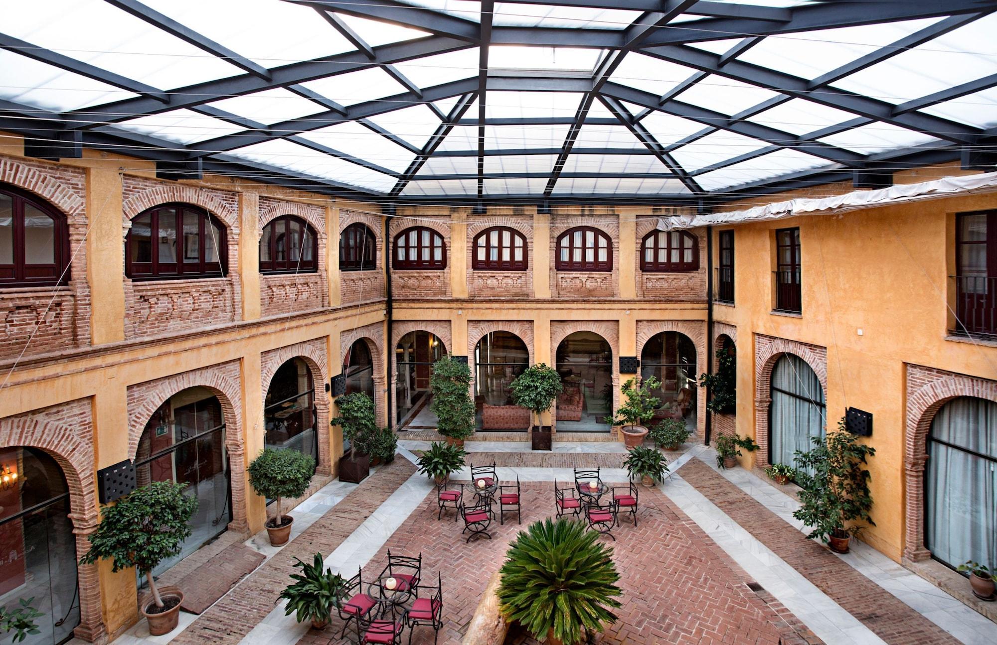 Alcázar de la Reina Hotel Carmona  Exterior foto