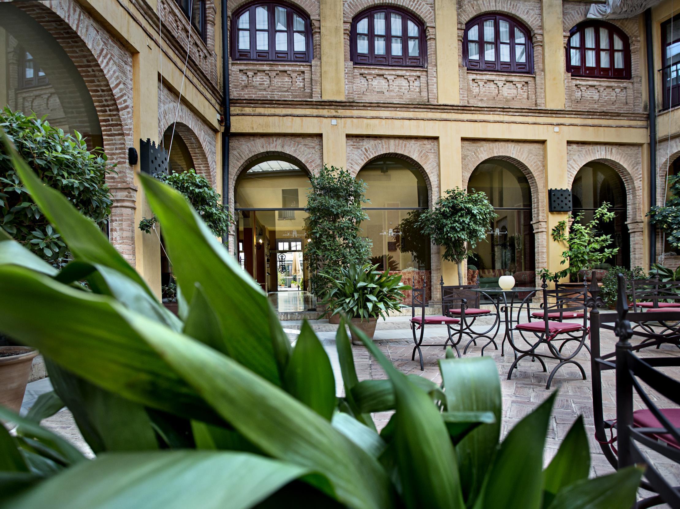 Alcázar de la Reina Hotel Carmona  Exterior foto