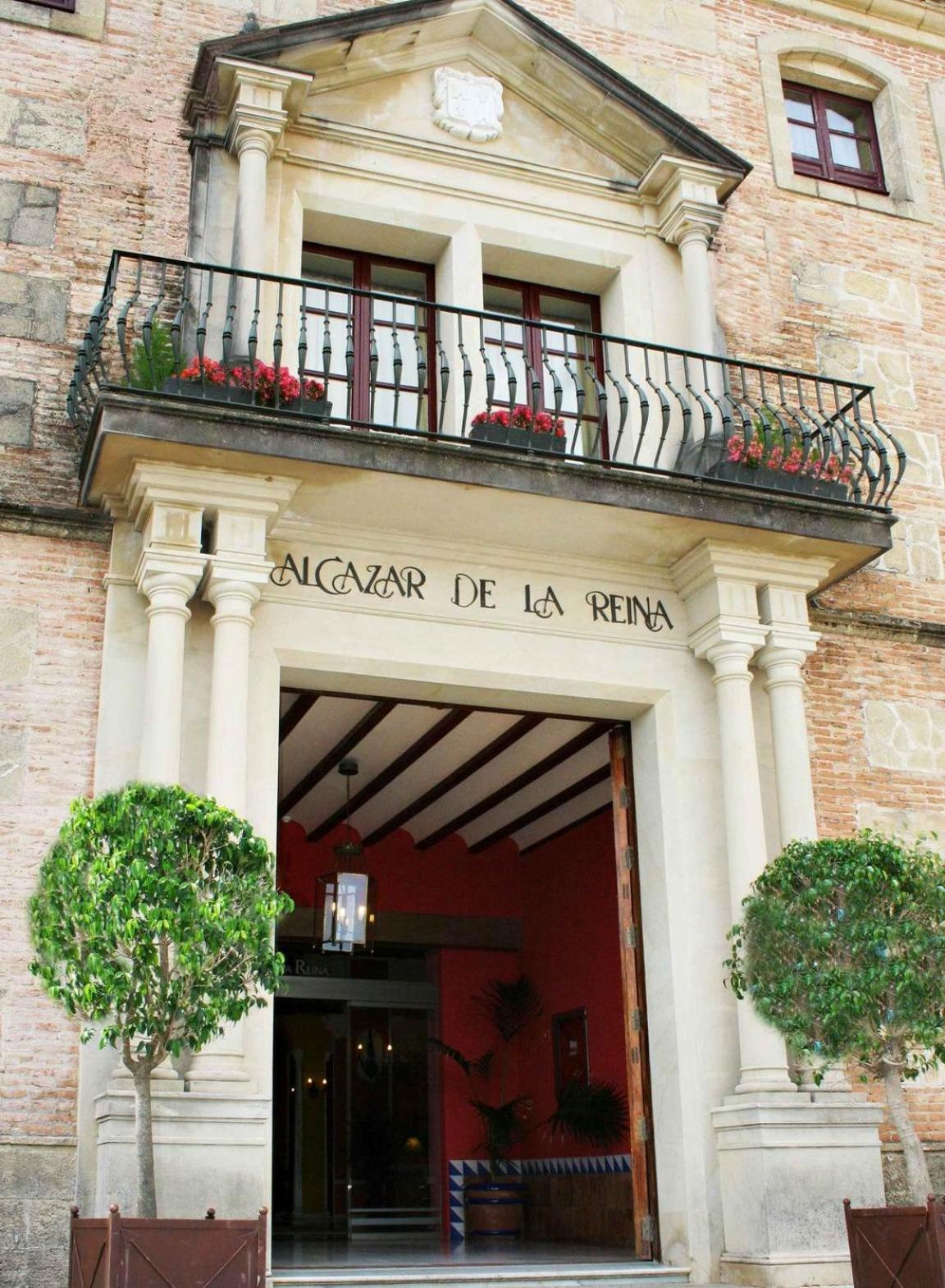 Alcázar de la Reina Hotel Carmona  Exterior foto
